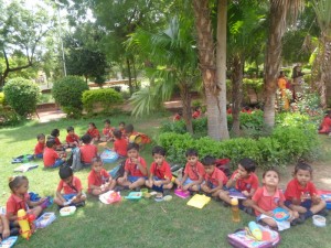 Picnin - Prahladnagar Garden